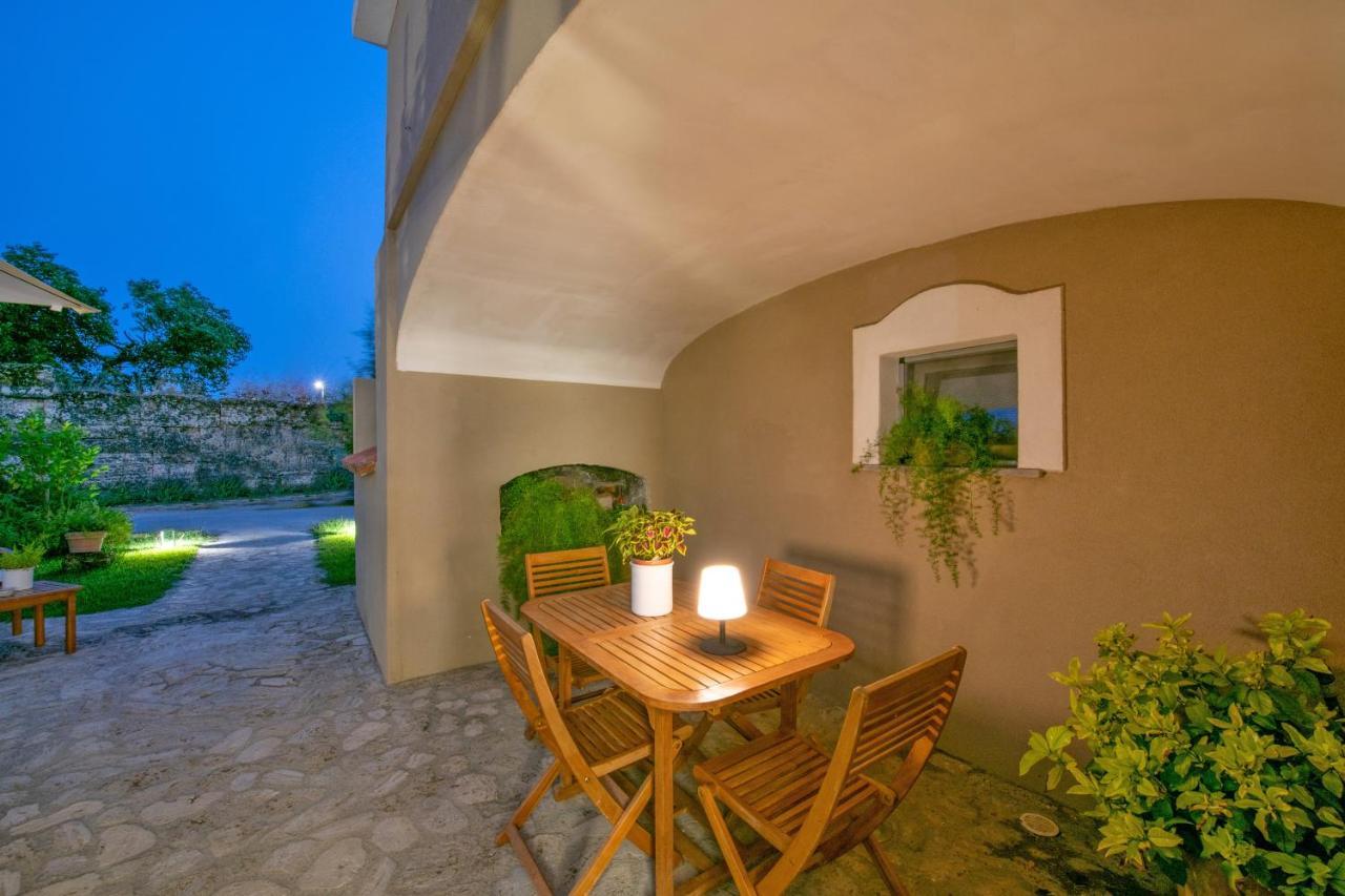 B&B Casa Franco Πέστουμ Εξωτερικό φωτογραφία
