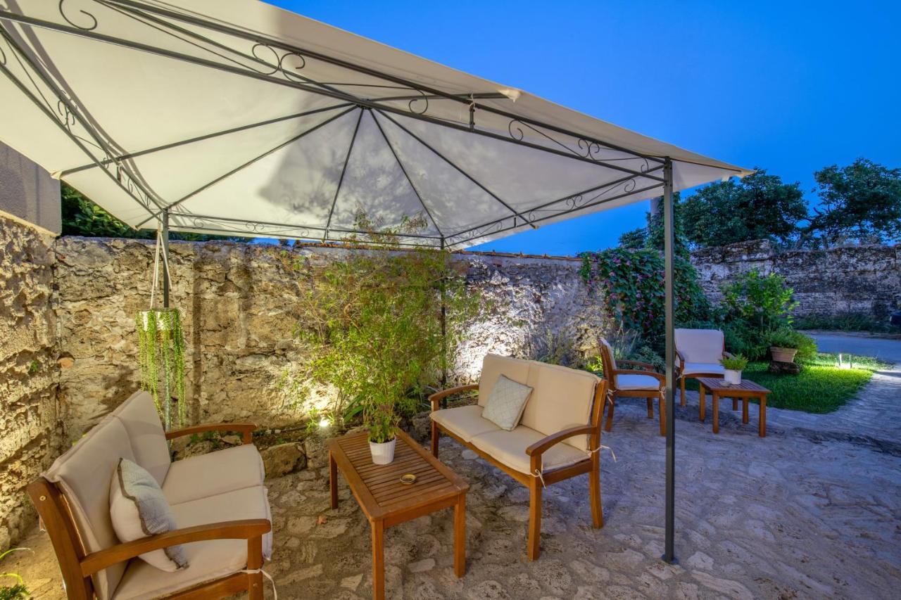 B&B Casa Franco Πέστουμ Εξωτερικό φωτογραφία